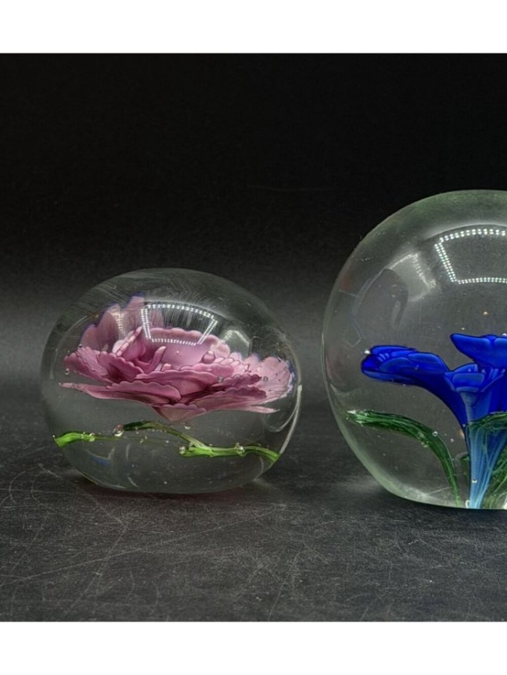 LOT 4 Art Glass Paperweights Yellow Blue Pink Flowers Mixed Sizes - Picture 5 of 14